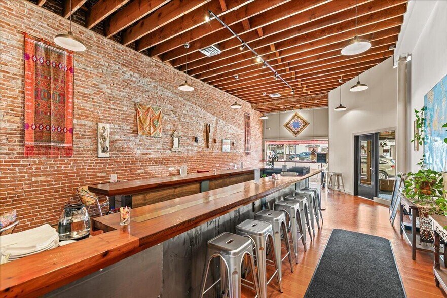 More Photos Of 145 E Main St, Ashland Restaurant For Sale