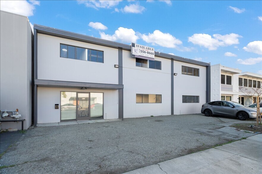 Primary Photo Of 930 Industrial Ave, Palo Alto Warehouse For Sale