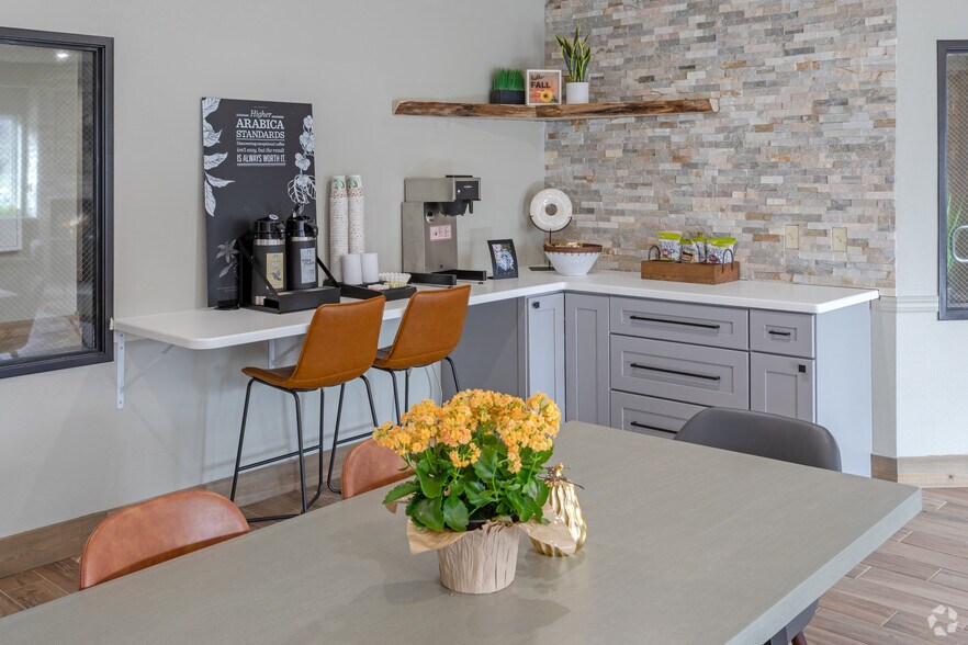 More Photos Of 110 E 1st St, Chaska Apartments For Lease