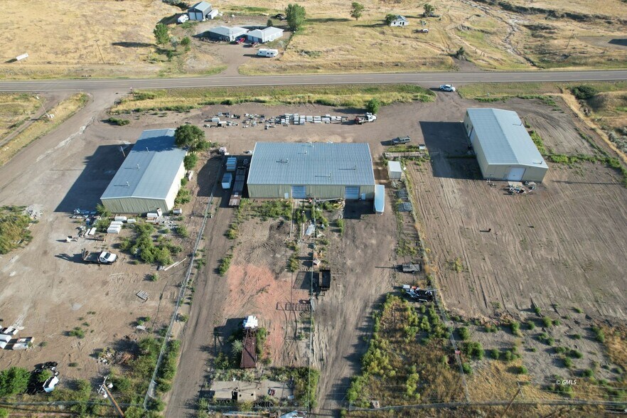 More Photos Of 182 MT-200S, Glendive Warehouse For Sale