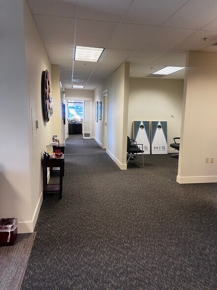More Photos Of 354 SW Upper Terrace Dr, Bend Office For Lease