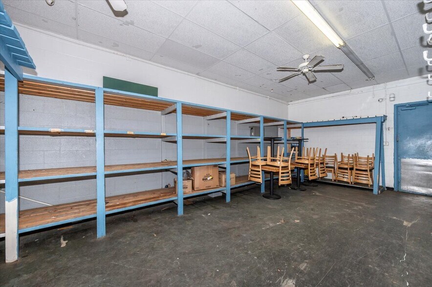 More Photos Of 100 W Main St, Fairfield Freestanding For Sale