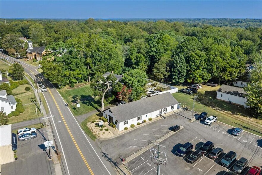 More Photos Of 57 Mountain Rd, Halifax Office For Sale