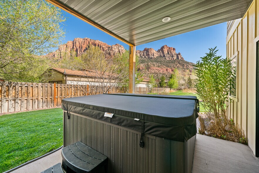 More Photos Of 1101 Zion Park Blvd, Springdale Specialty For Sale