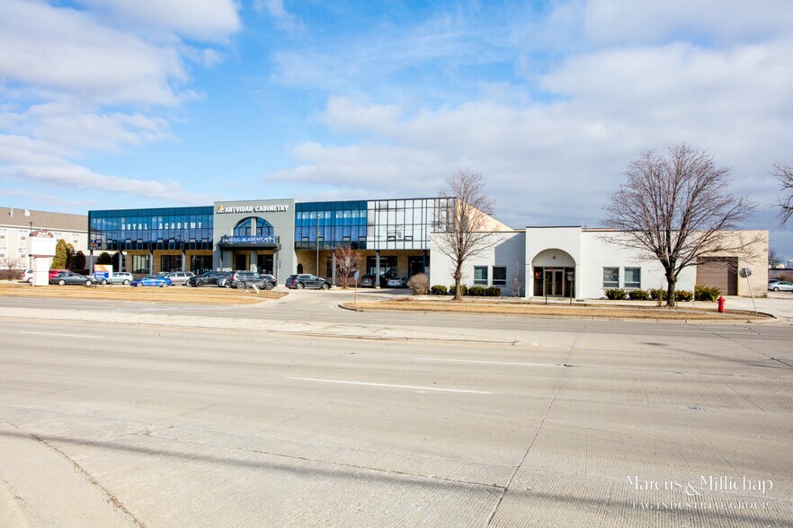 More Photos Of 2500 Touhy Ave, Elk Grove Village Industrial For Sale