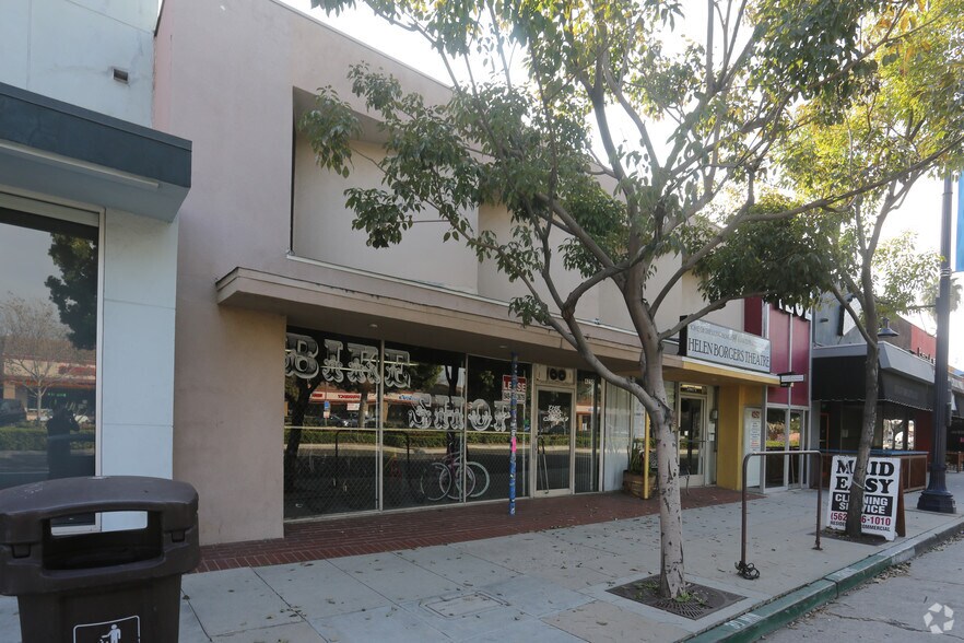 More Photos Of 4250-4252 Atlantic Ave, Long Beach Storefront Retail Office For Lease