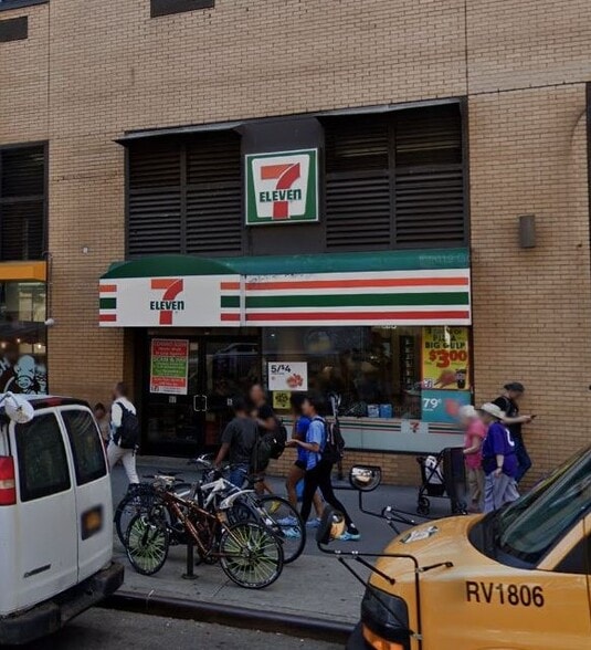 More Photos Of 2565 Broadway, New York Apartments For Lease