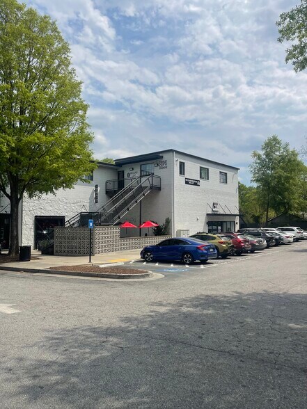 Primary Photo Of 749 Moreland Ave SE, Atlanta General Retail For Lease