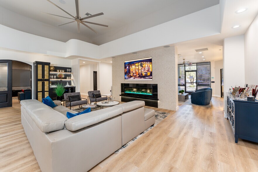More Photos Of 3184 N Colorado St, Chandler Warehouse For Sale
