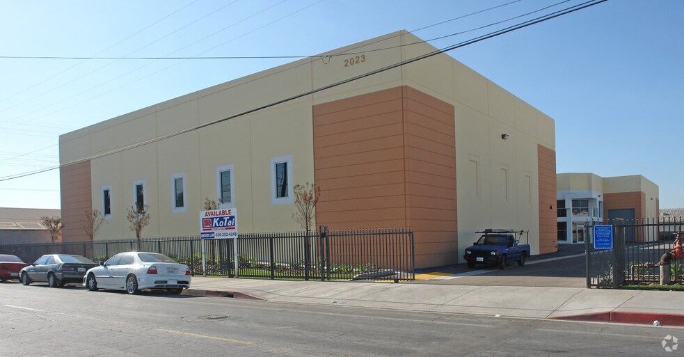 More Photos Of 2023-2027 Chico Ave, South El Monte Warehouse For Lease