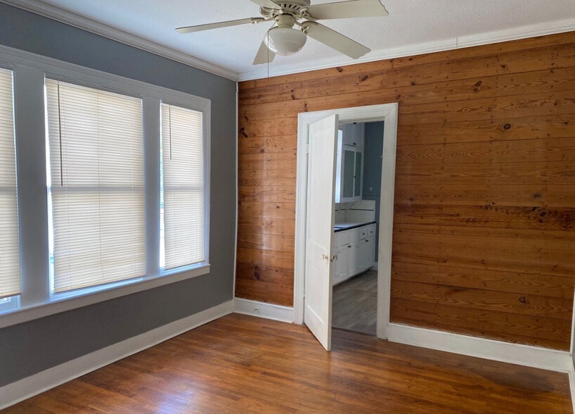 More Photos Of 333 Natalen Ave, San Antonio Multifamily For Sale