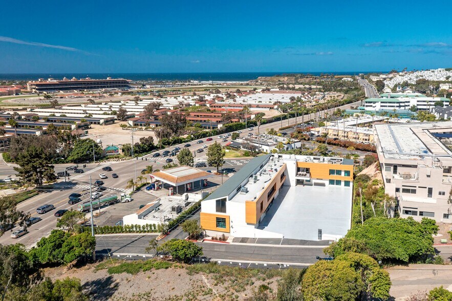 More Photos Of 674 Via de la Valle, Solana Beach Office For Sale