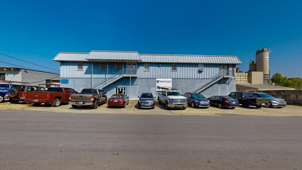 More Photos Of 405 Industrial Dr, Mount Juliet Warehouse For Sale