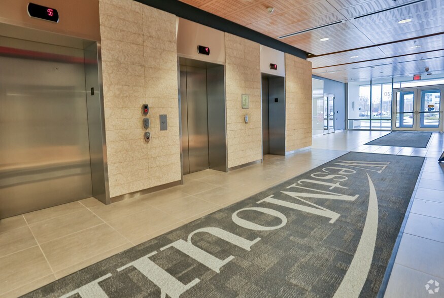 More Photos Of 4820 Richard Rd SW, Calgary Office For Lease