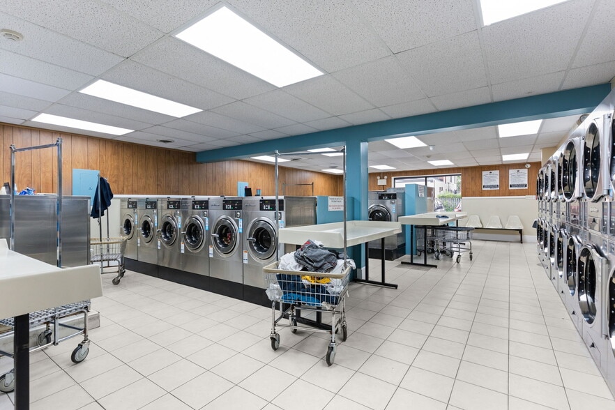 More Photos Of 3069 River Rd, Camden Storefront Retail Office For Sale