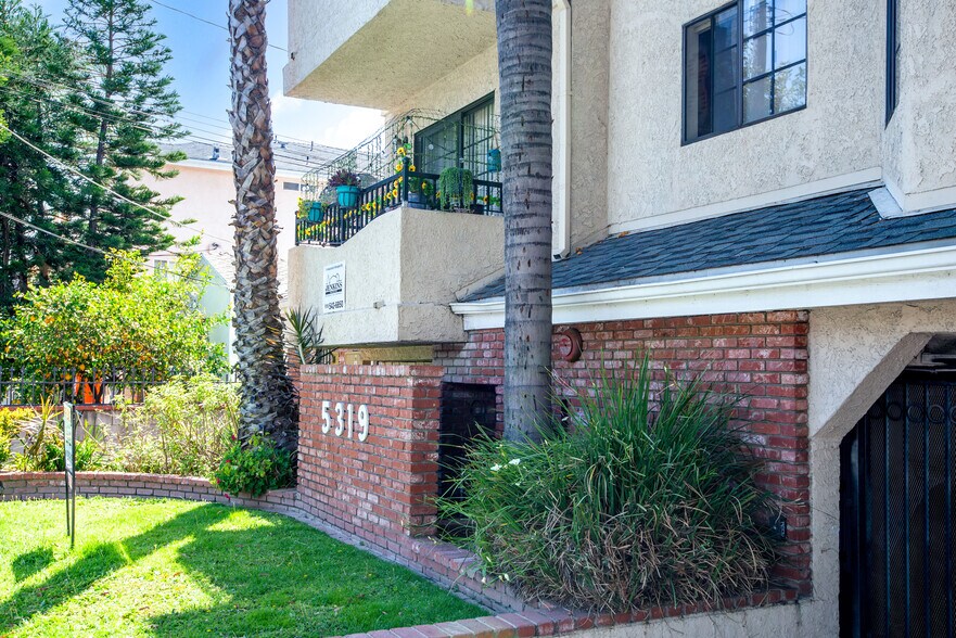 More Photos Of 5319 Cartwright Ave, North Hollywood Apartments For Sale
