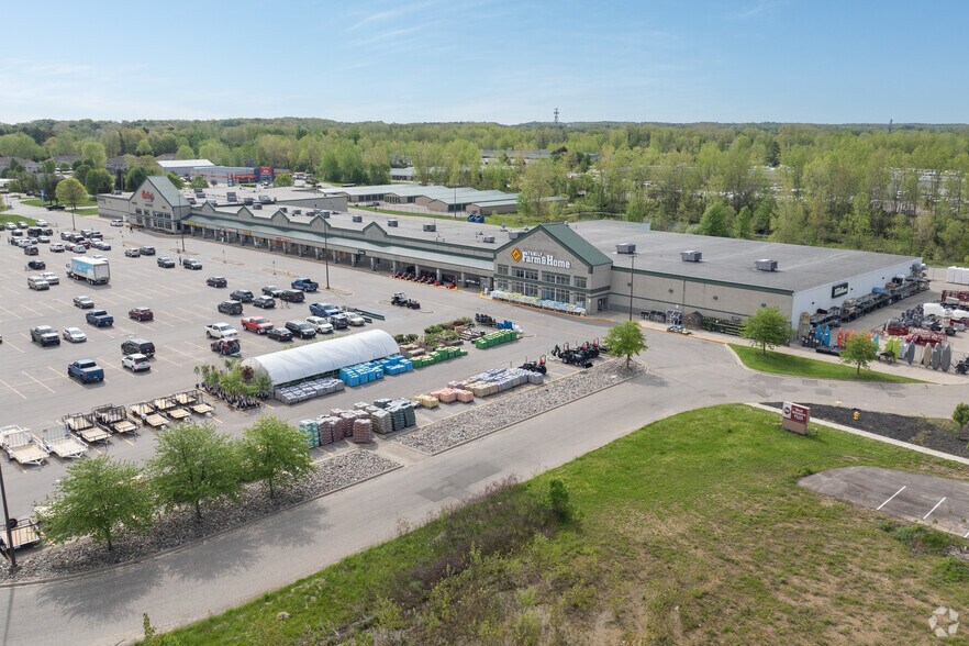 More Photos Of 300-358 Reno Dr, Wayland General Retail For Lease