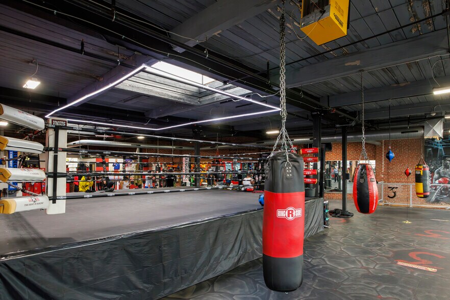 More Photos Of 1855 N 5th St, Philadelphia Warehouse For Sale