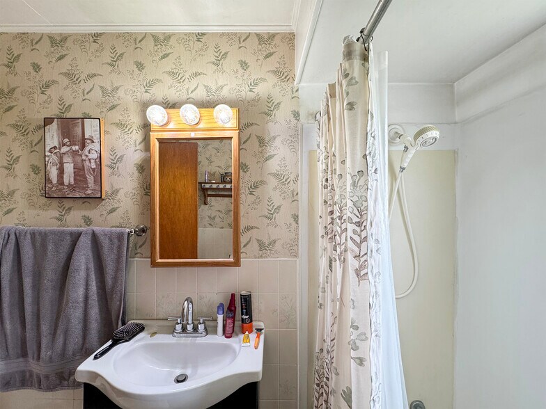 More Photos Of 16672 Frontier st, Clallam Bay Specialty For Sale