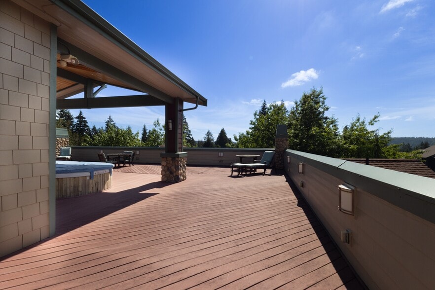 More Photos Of 360 Knechtel Way NE, Bainbridge Island Apartments For Sale