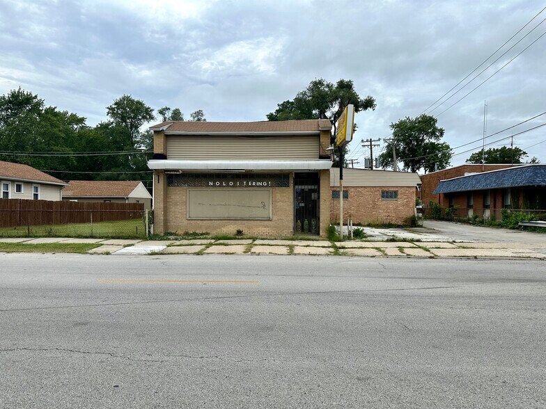More Photos Of , Hazel Crest General Retail For Sale