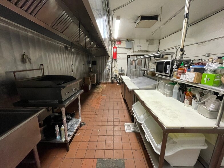 More Photos Of 5933-43 El Cajon Blvd, San Diego Storefront Retail Office For Sale