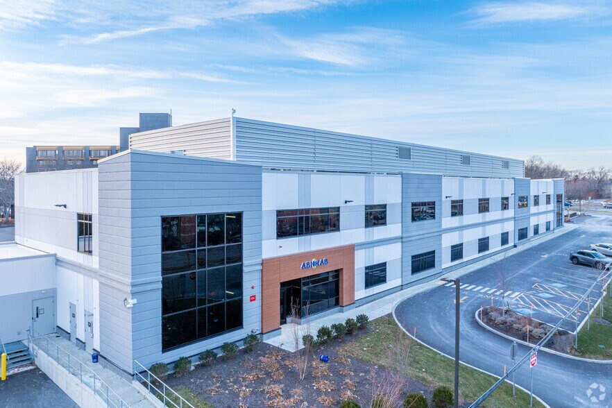 Primary Photo Of 3 Dean Rd, Natick Research And Development For Lease