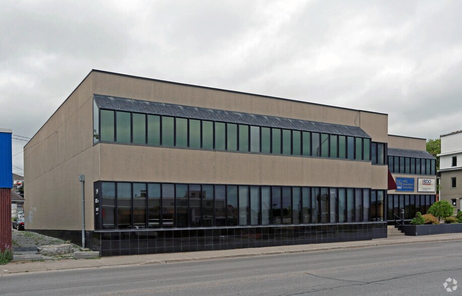 More Photos Of 19 Front St N, Orillia Office For Sale