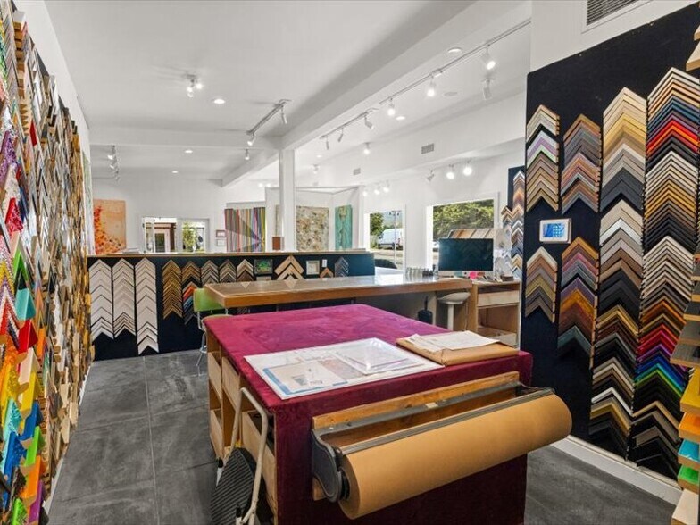 More Photos Of 3823 Santa Claus Ln, Carpinteria Restaurant For Sale