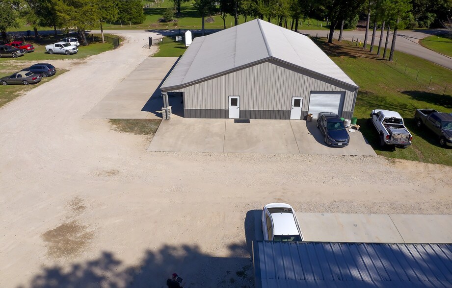 More Photos Of 1274 Blake Rd, Conroe Office For Lease