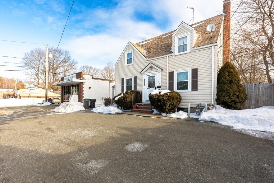 More Photos Of 878-882 East St, Dedham Storefront Retail Residential For Sale