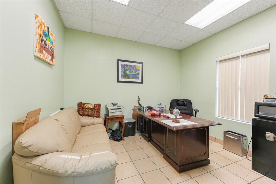 More Photos Of 1415 Massey Tompkins Rd, Baytown Industrial For Sale