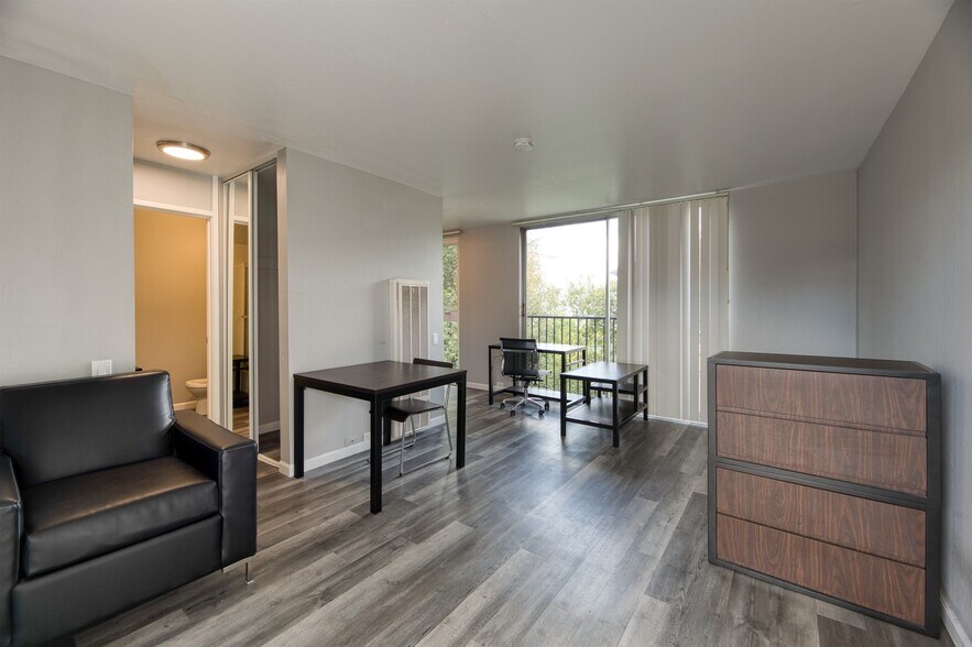 More Photos Of 1709 Shattuck Ave, Berkeley Apartments For Sale