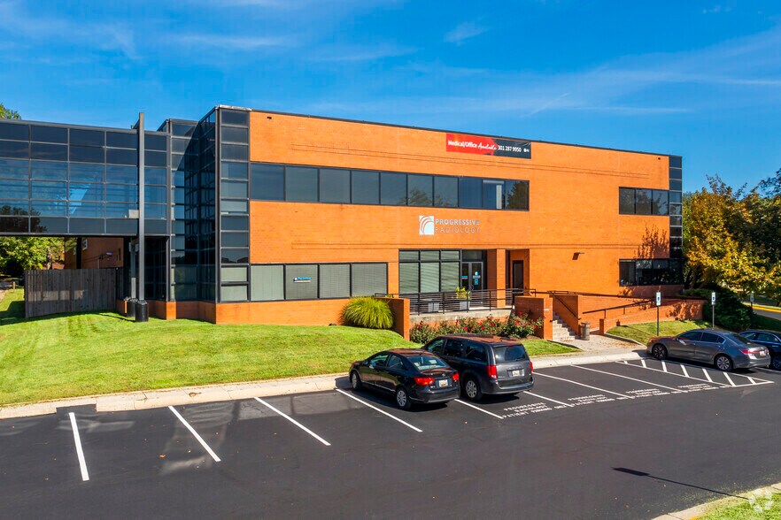 More Photos Of 20410 Observation Dr, Germantown Office For Lease