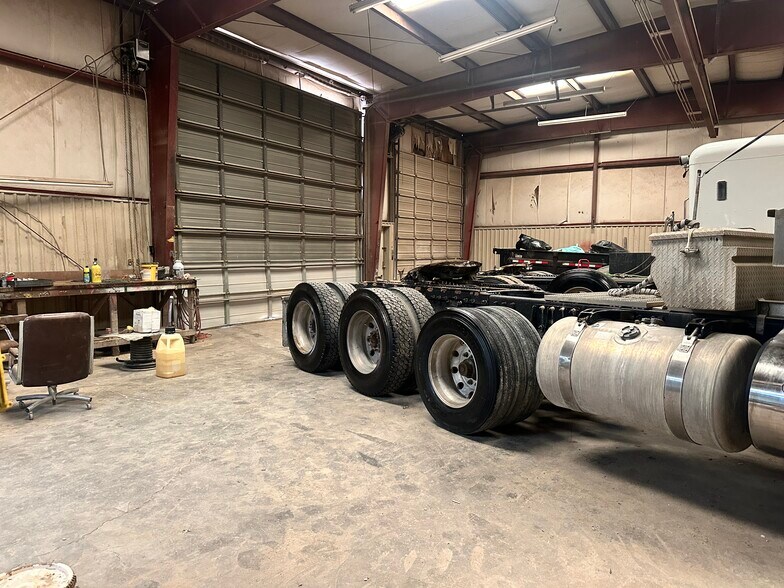 More Photos Of 103 US-190 Hwy, Eldorado Manufacturing For Sale