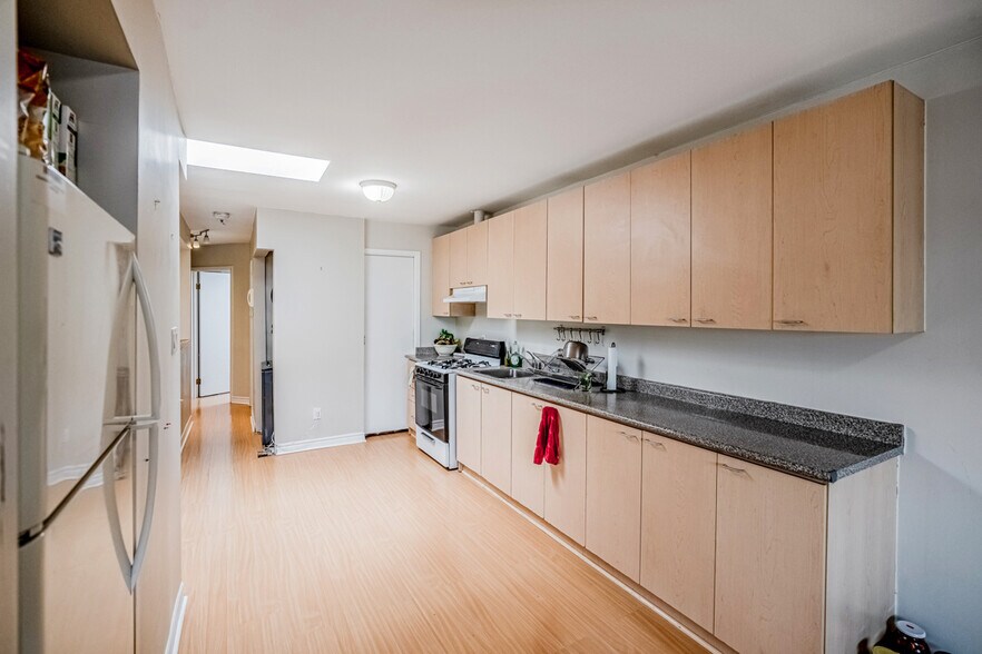 More Photos Of 3044-3048 Dundas St W, Toronto Storefront Retail Residential For Sale