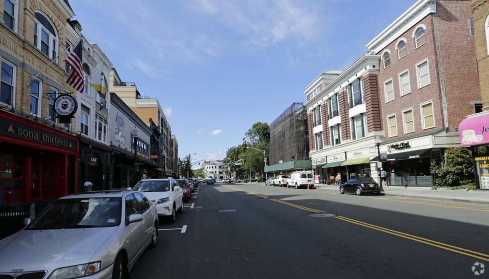 More Photos Of 22 South St, Morristown Office For Lease