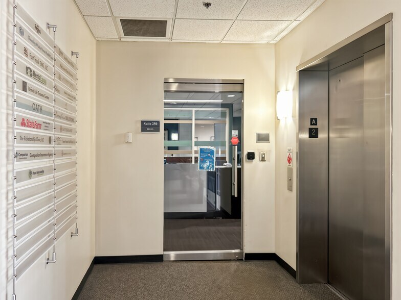 More Photos Of 1545 Crossways Blvd, Chesapeake Coworking Space