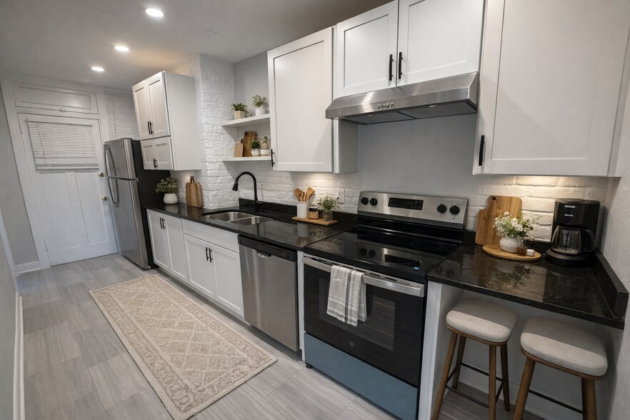 More Photos Of 206-208 W 34th St, Kansas City Apartments For Sale
