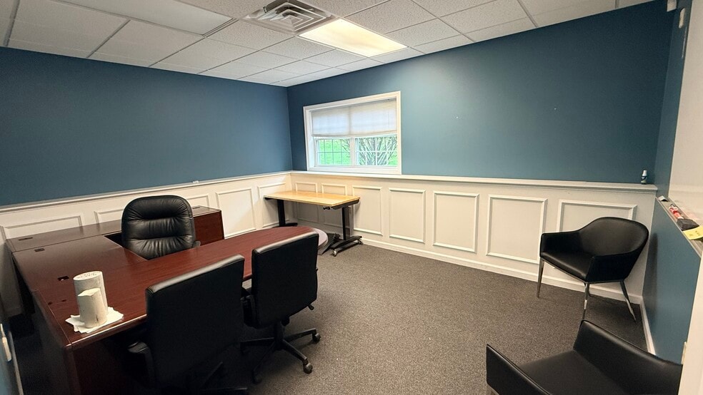 More Photos Of 675 Wilbur Cross Hwy, Berlin Office For Sale