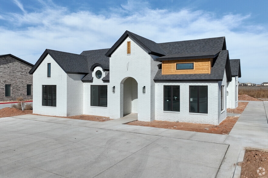 More Photos Of 3204 140th St, Lubbock Medical For Lease