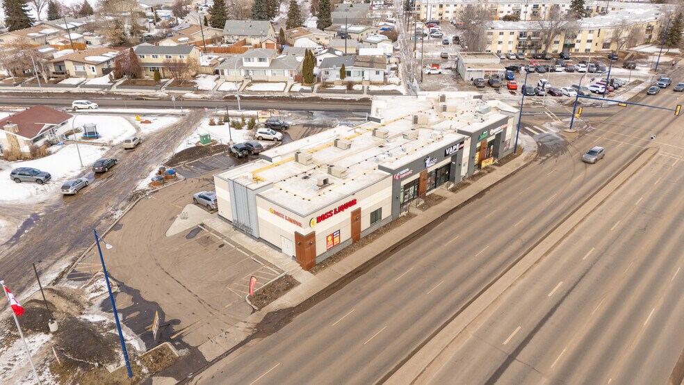 More Photos Of 5811 132, Edmonton Storefront For Sale