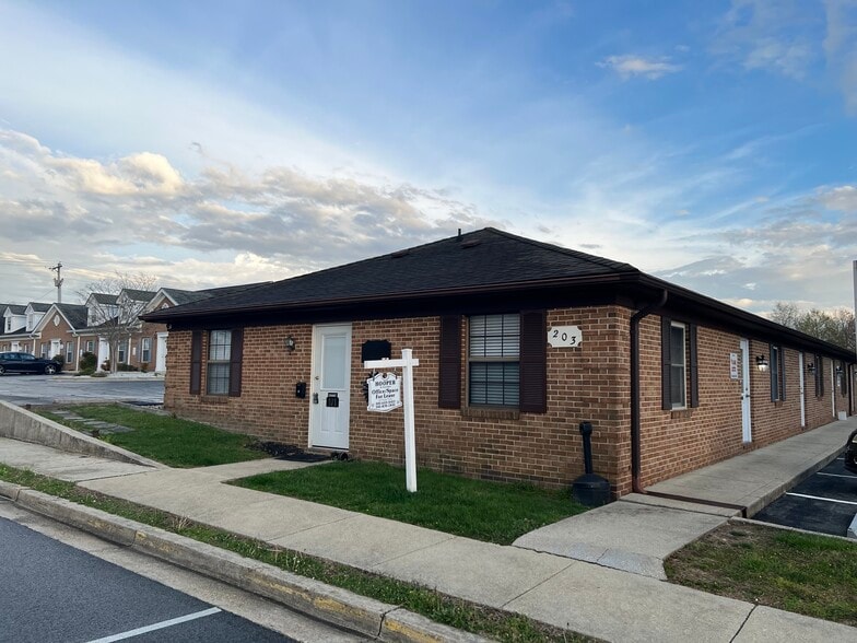 Primary Photo Of , La Plata Office For Sale
