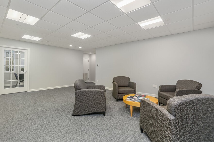 More Photos Of 320 Post Rd W, Westport Office For Lease
