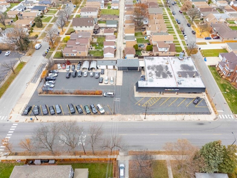 More Photos Of 7606 W Touhy Ave, Chicago Auto Repair For Sale