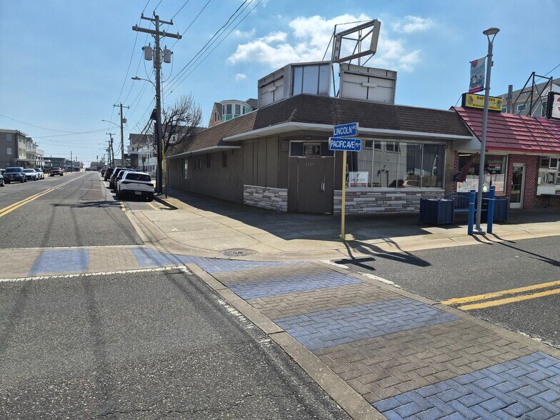 Primary Photo Of 3701 Pacific Ave, Wildwood Restaurant For Sale