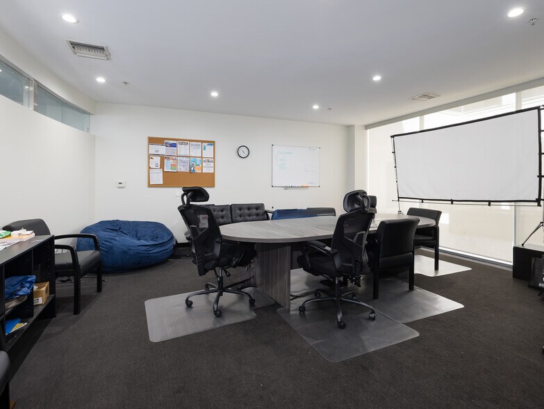 More Photos Of 5155 W Rosecrans Ave, Hawthorne Loft Creative Space For Sale