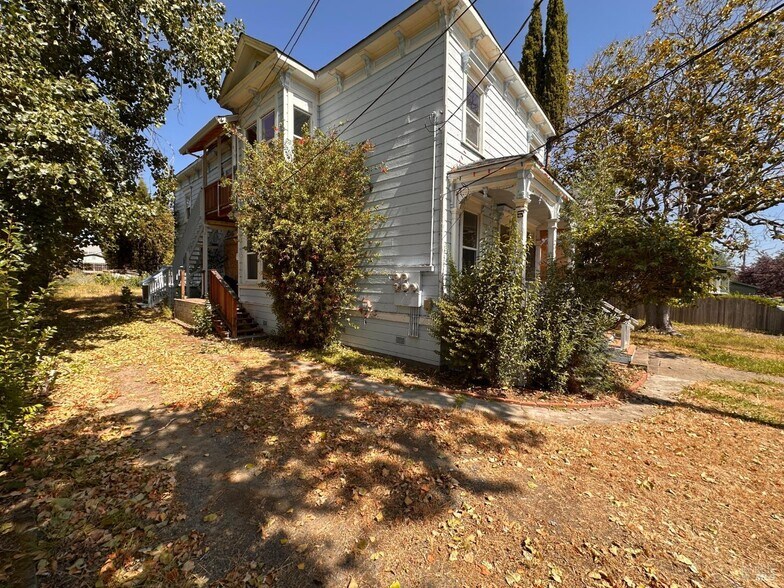 More Photos Of 131 Coombs St, Napa Apartments For Sale