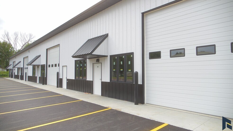 Primary Photo Of 332 Service NE ct, Rochester Warehouse For Lease