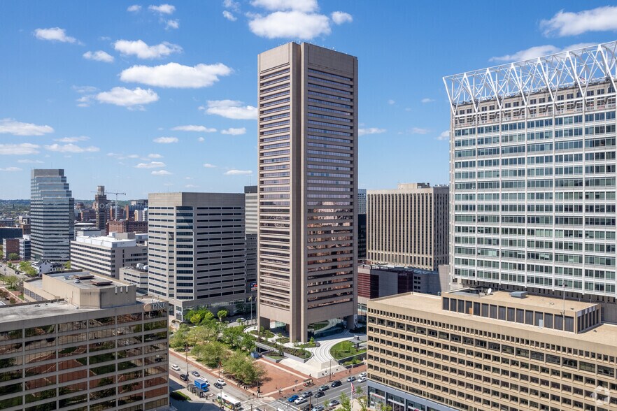 More Photos Of 100 Light St, Baltimore Office For Lease